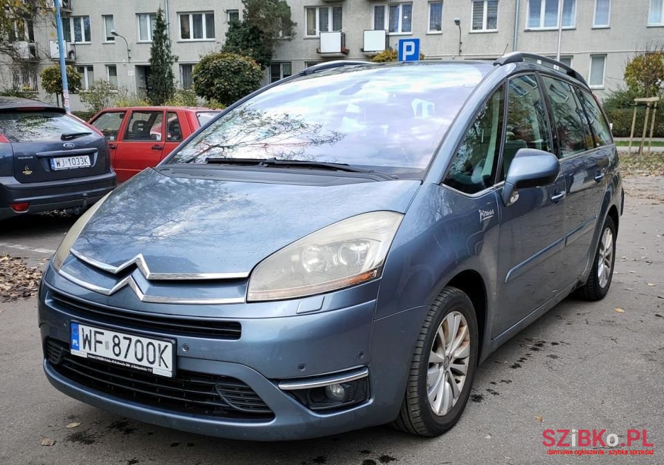 2007' Citroen C4 Grand Picasso photo #2