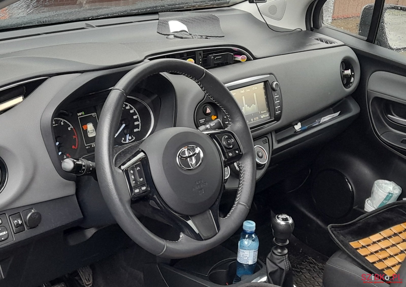 2020' Toyota Yaris photo #1