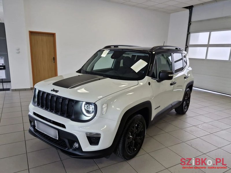 2024' Jeep Renegade photo #5