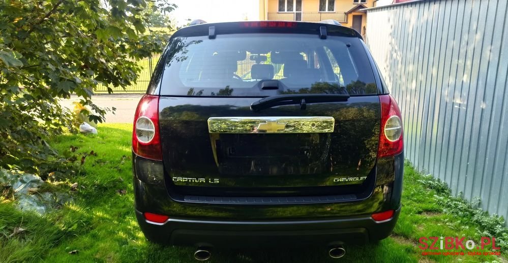 2010' Chevrolet Captiva photo #2