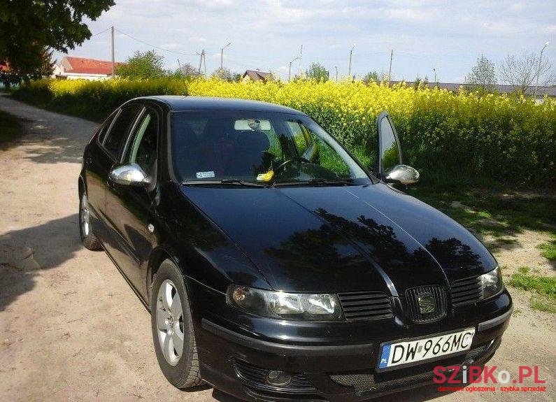 2003' SEAT Leon photo #2