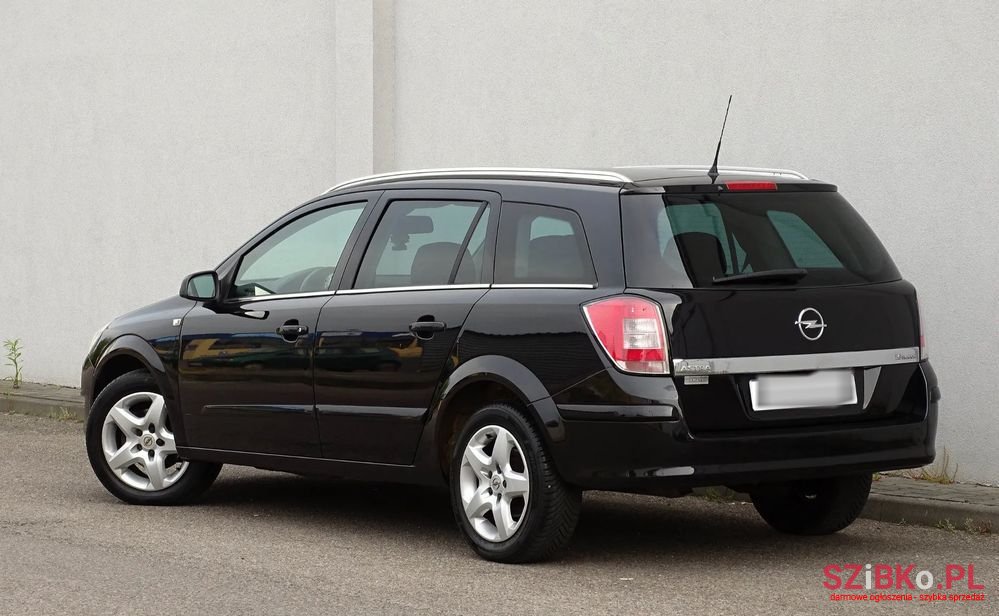 2007' Opel Astra photo #3