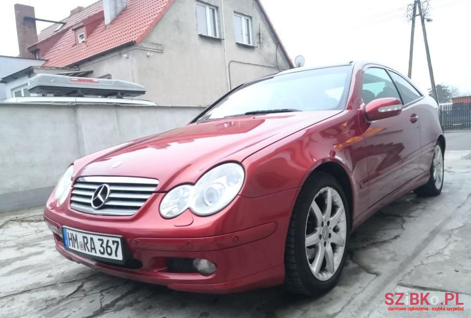 2003' Mercedes-Benz Klasa C photo #1