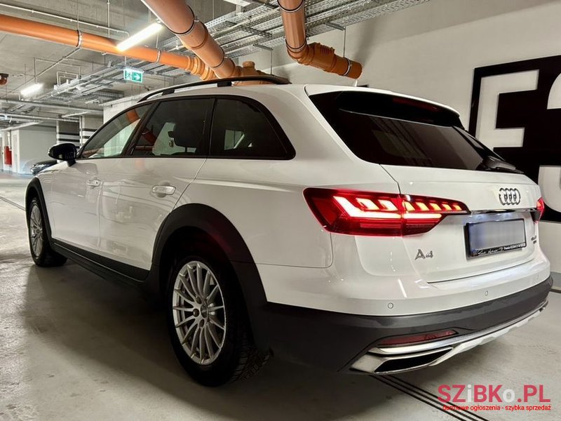 2020' Audi A4 Allroad photo #2