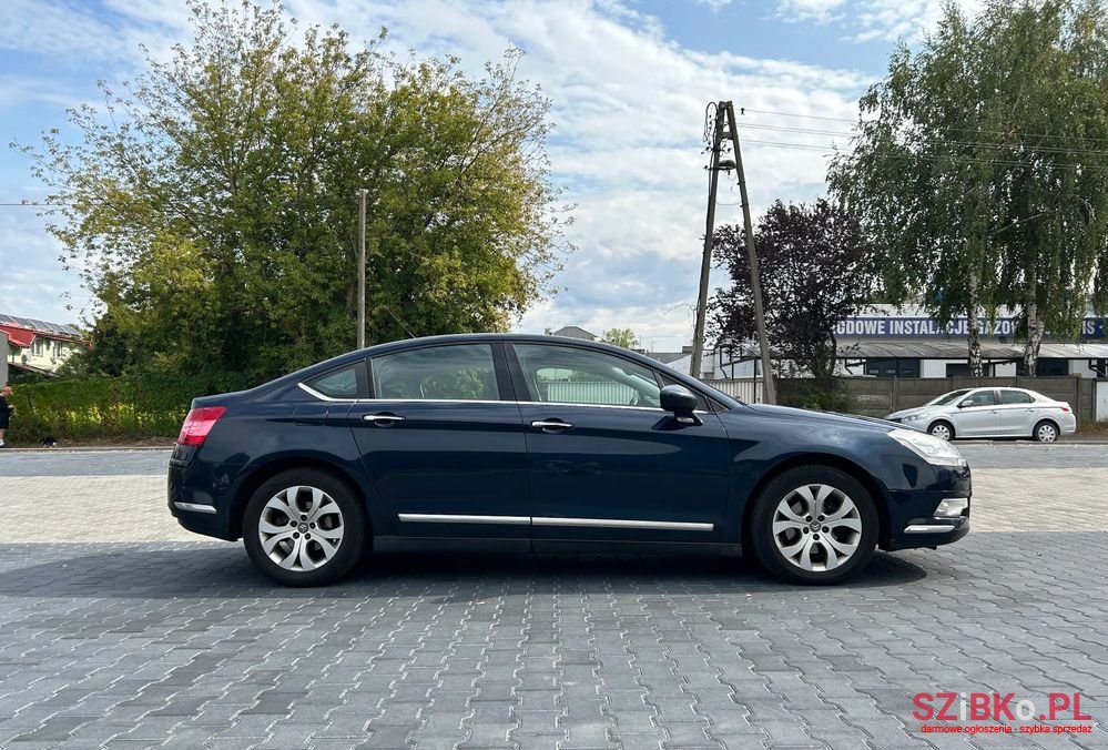 2010' Citroen C5 photo #1