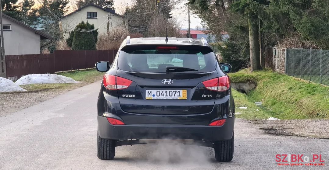 2010' Hyundai ix35 photo #4