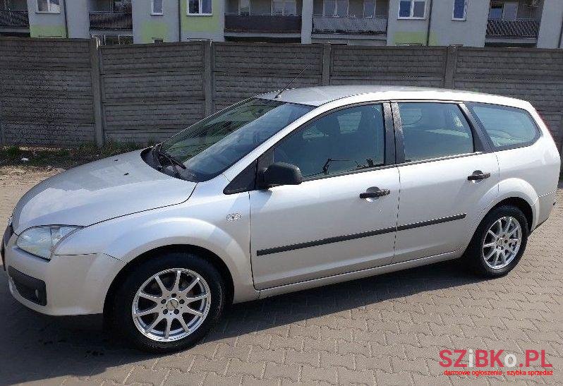 2005' Ford Focus photo #1