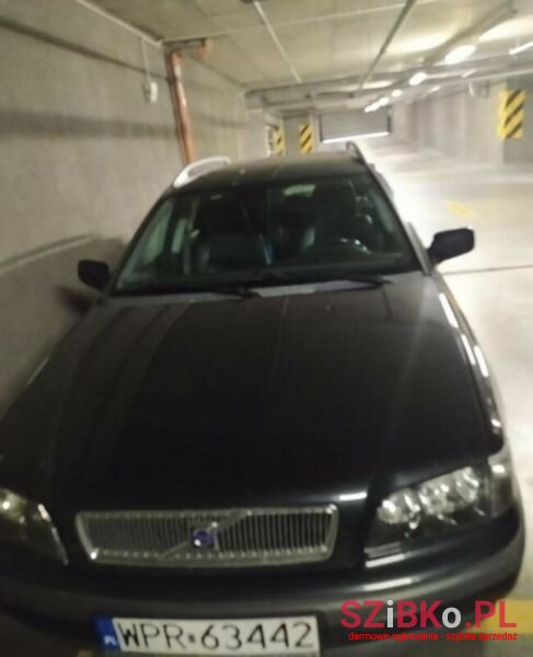 2000' Volvo V40 photo #1