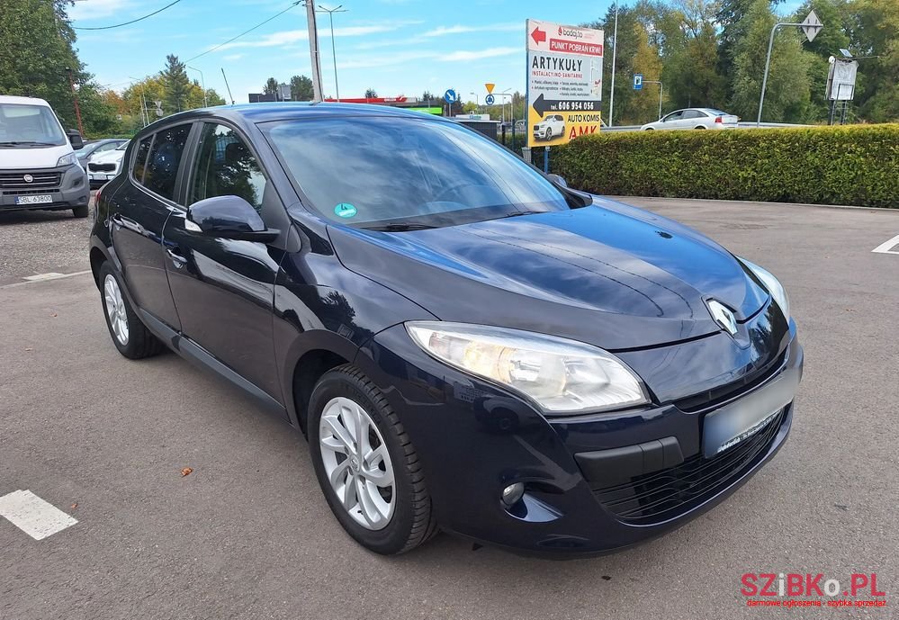 2010' Renault Megane photo #3