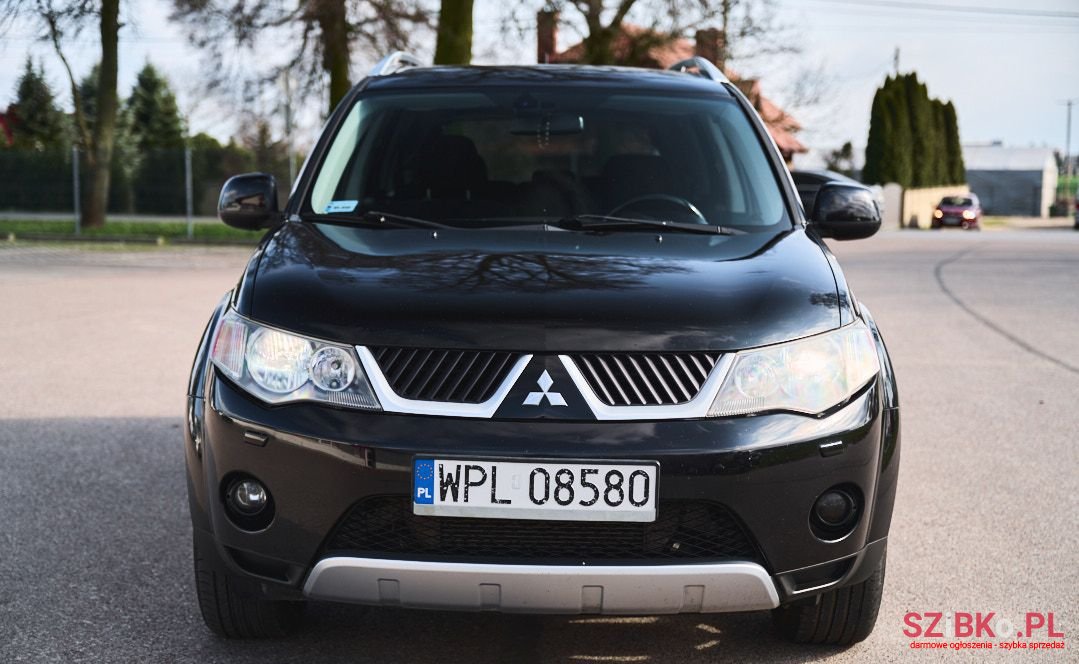 2007' Mitsubishi Outlander photo #5