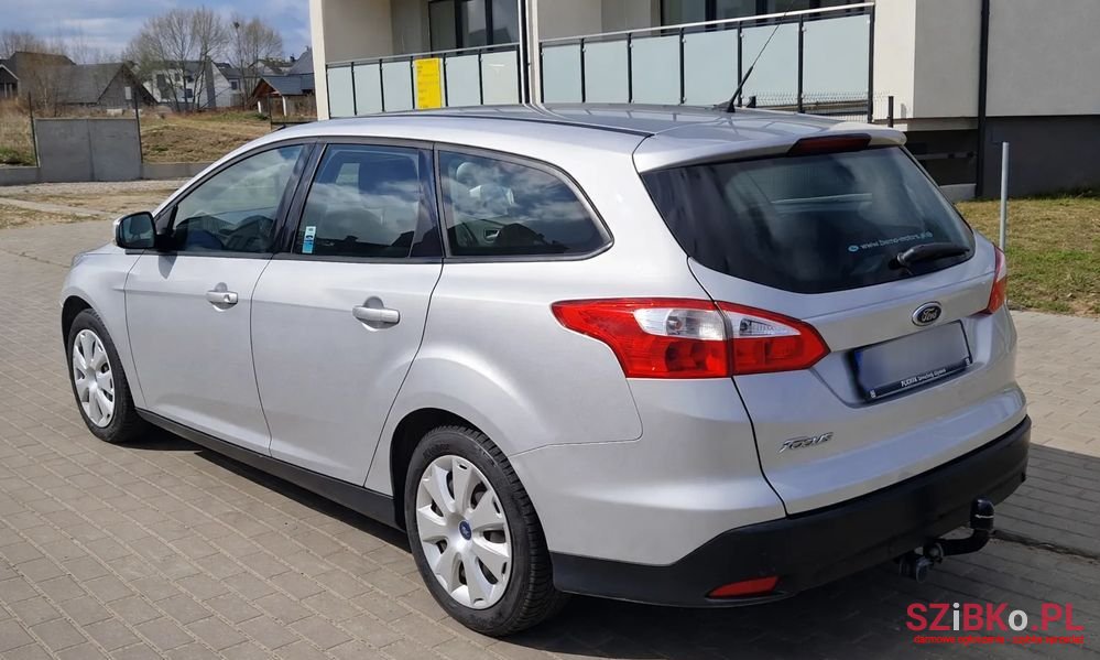 2013' Ford Focus 1.6 Gold X (Edition) photo #2