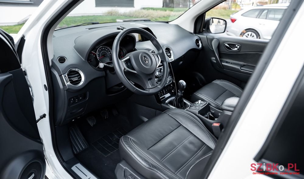 2012' Renault Koleos photo #5