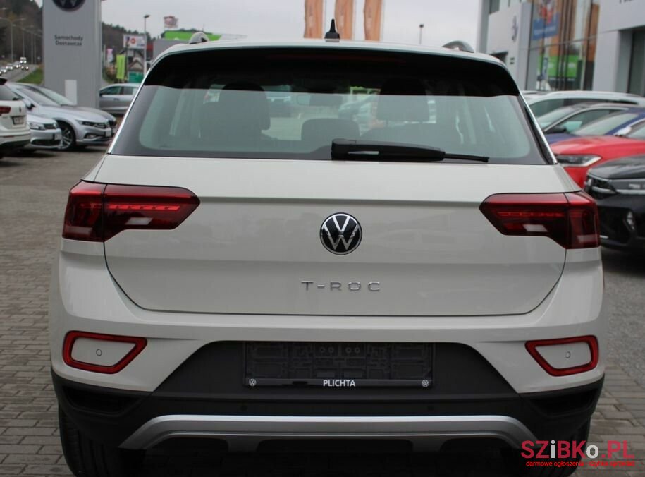 2022' Volkswagen T-Roc photo #5