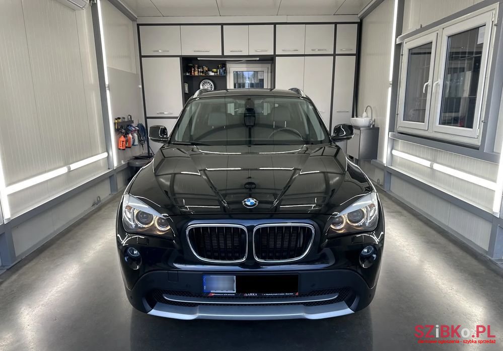 2011' BMW X1 Xdrive20I photo #4