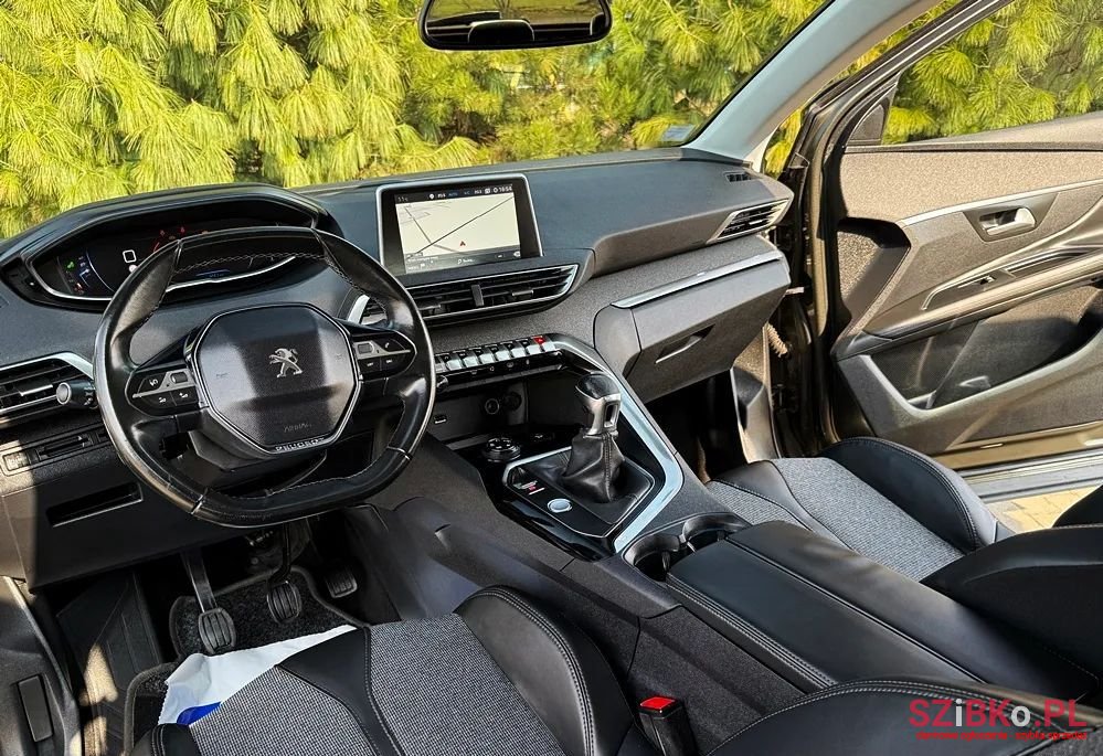 2016' Peugeot 3008 photo #5