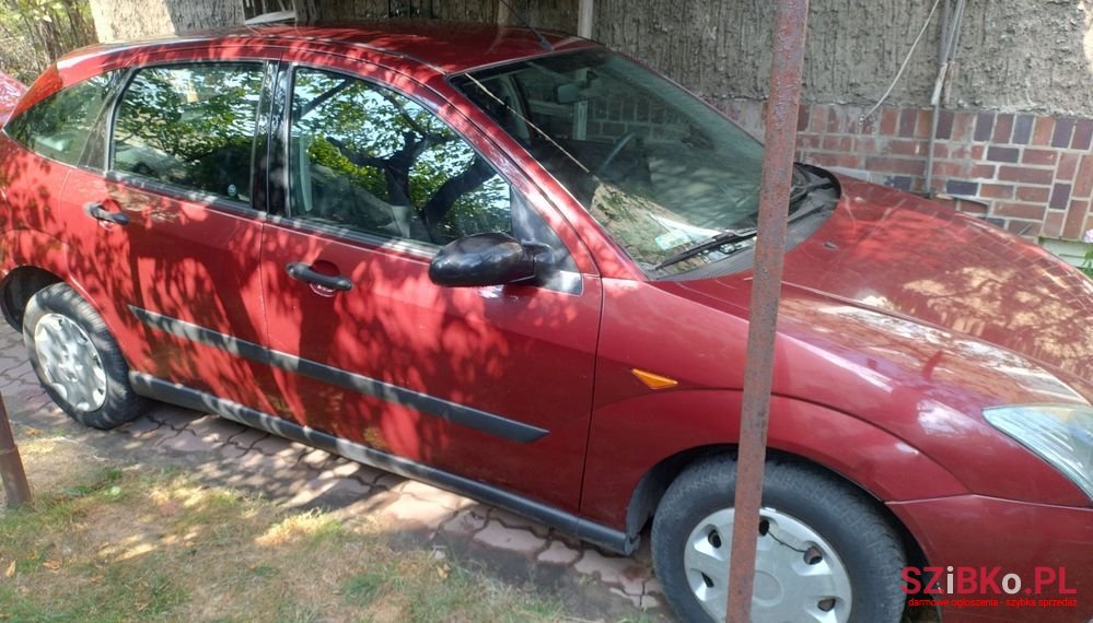 1999' Ford Focus 1.8 Trend photo #3