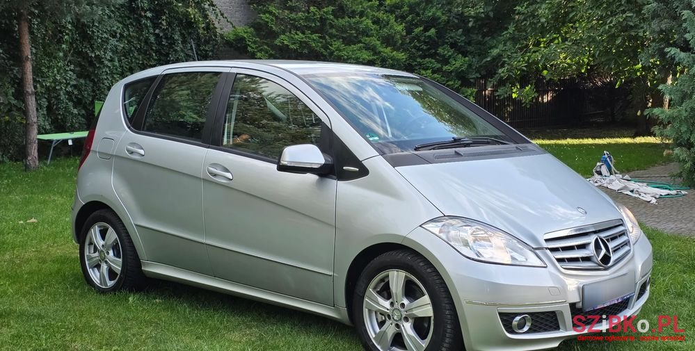 2009' Mercedes-Benz A-Class photo #2