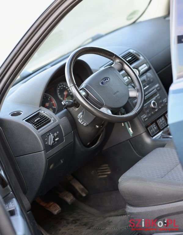 2005' Ford Mondeo photo #6