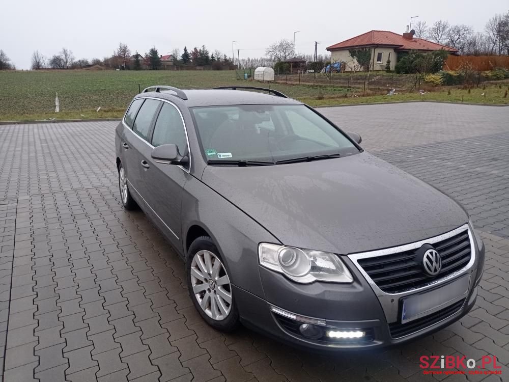 2006' Volkswagen Passat photo #3