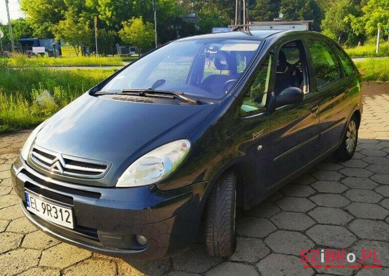 2006' Citroen Xsara Picasso photo #1