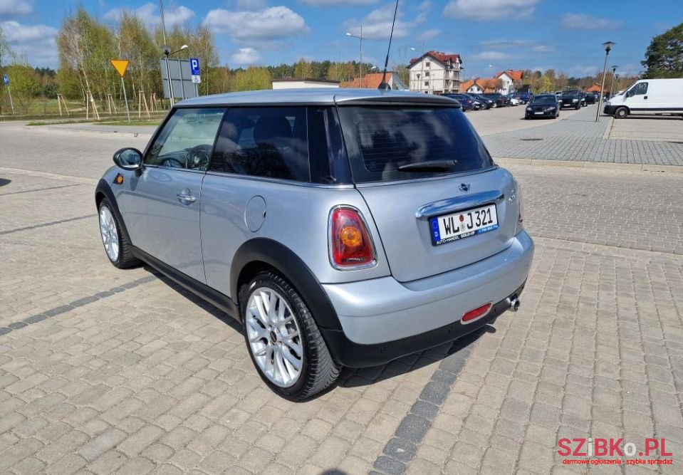 2009' MINI One photo #4