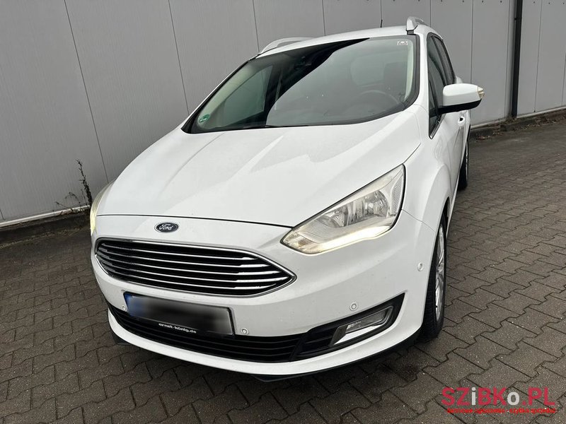 2018' Ford Grand C-MAX photo #3