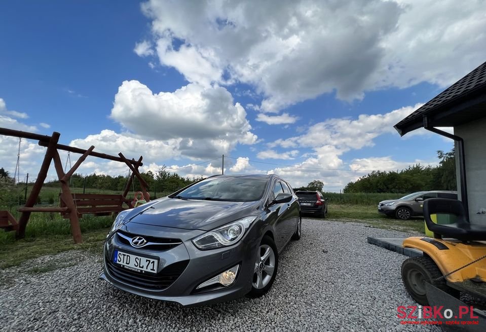 2013' Hyundai i40 photo #1