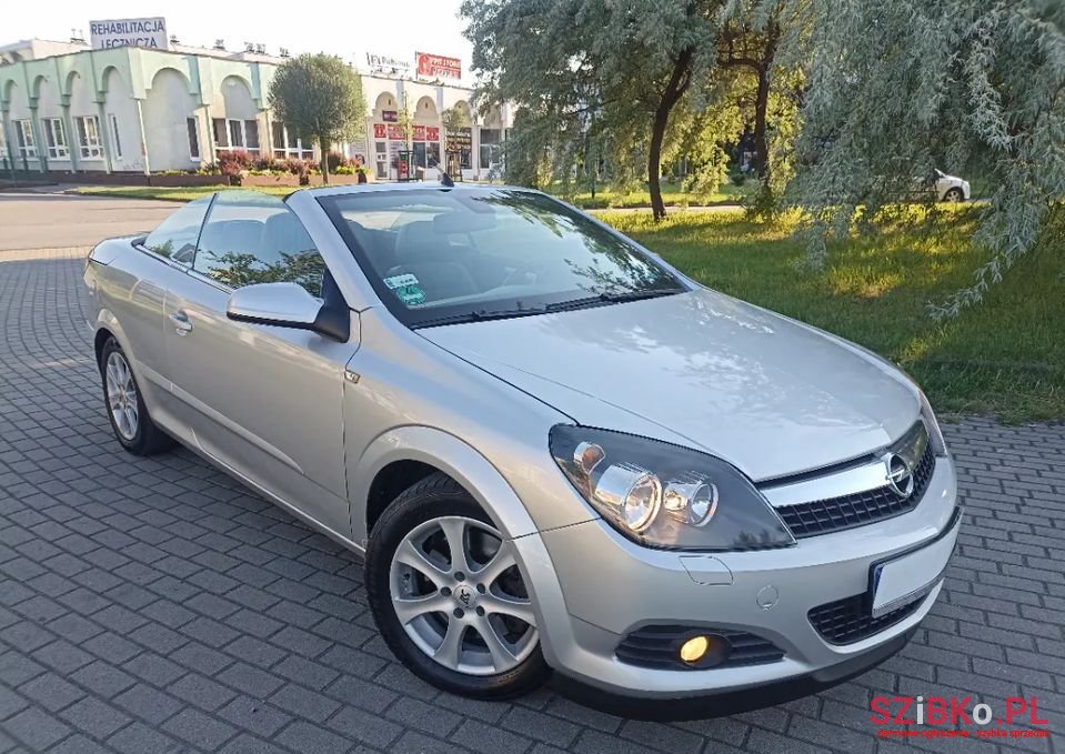 2006' Opel Astra photo #3