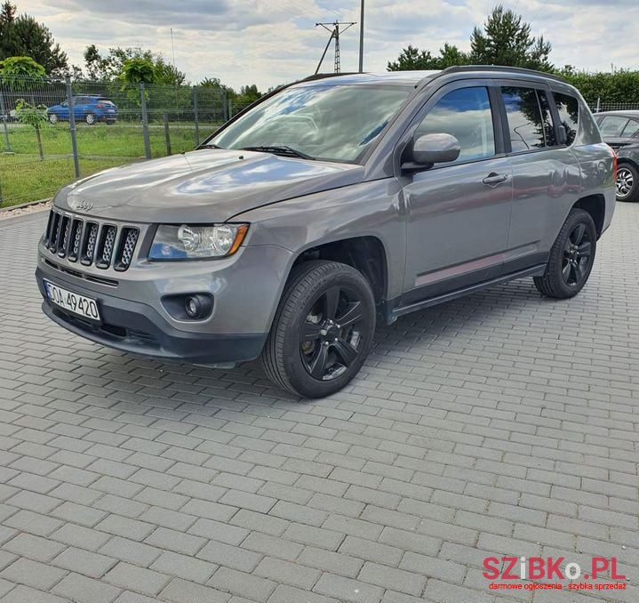 2015' Jeep Compass photo #4