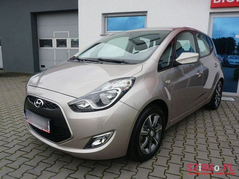 2018' Hyundai ix20 1.6 Premium photo #2