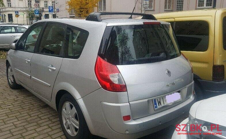 2008' Renault Scenic photo #3