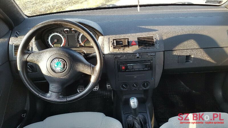 2006' Skoda Fabia photo #6