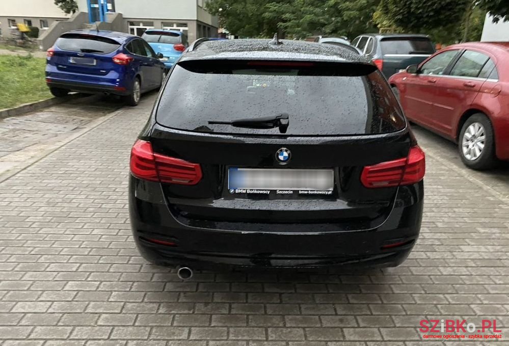 2018' BMW 3 Series 318D photo #3