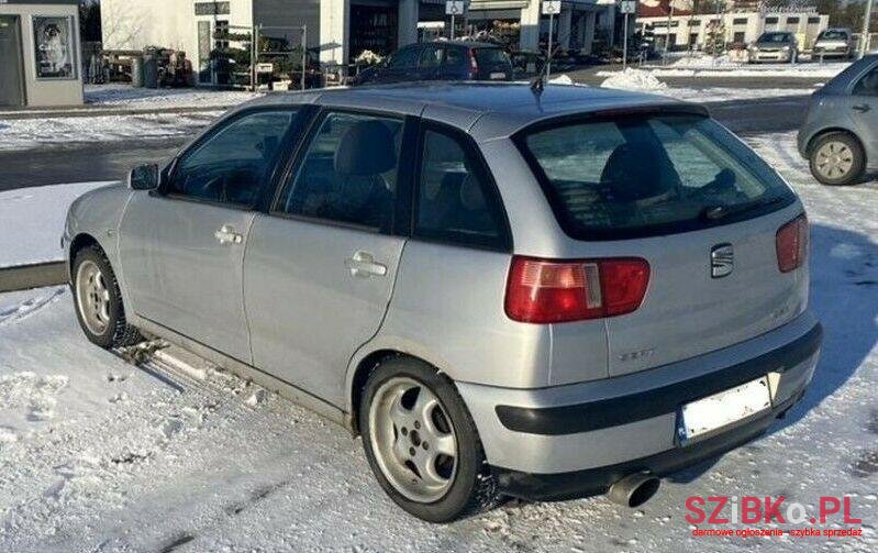 2002' SEAT Ibiza photo #1