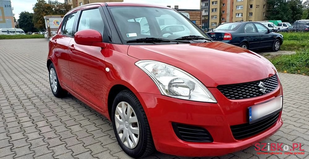 2011' Suzuki Swift 1.2 Club photo #3