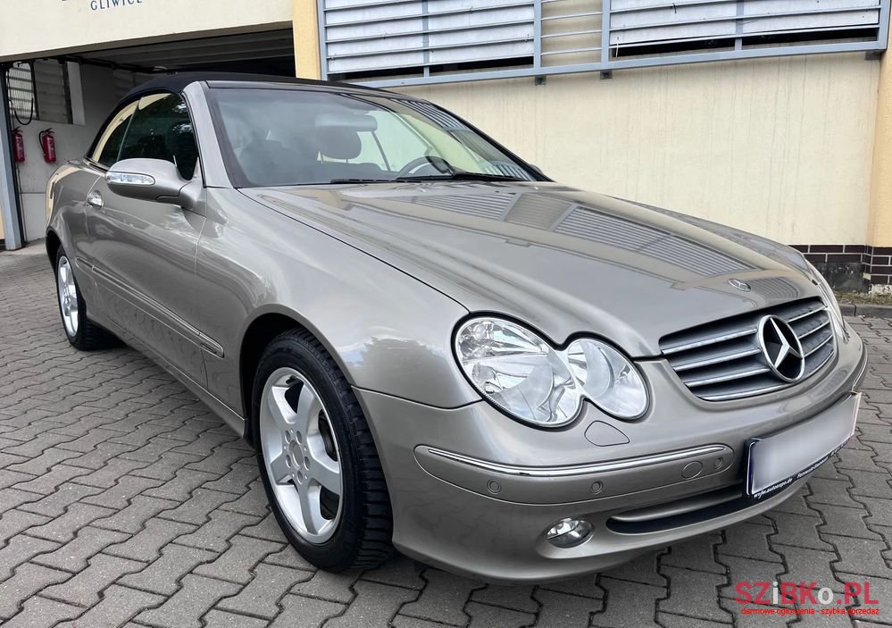 2005' Mercedes-Benz CLK photo #2