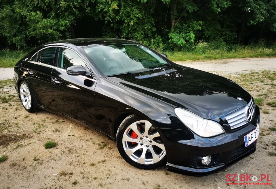2004' Mercedes-Benz CLS photo #2