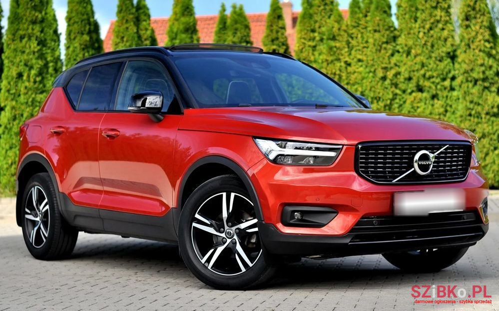2019' Volvo Xc 40 T3 R-Design photo #3