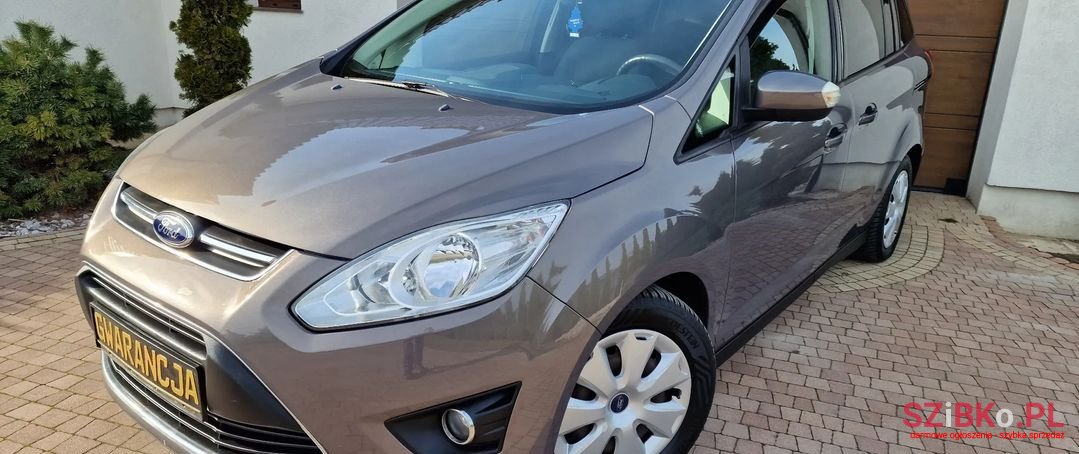 2013' Ford Grand C-MAX photo #3