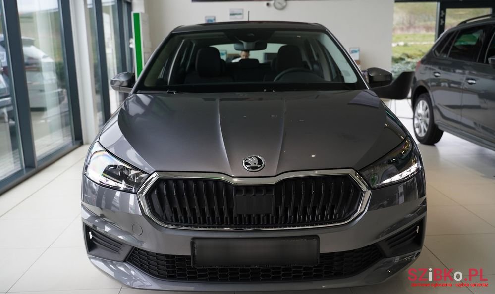 2023' Skoda Fabia photo #2