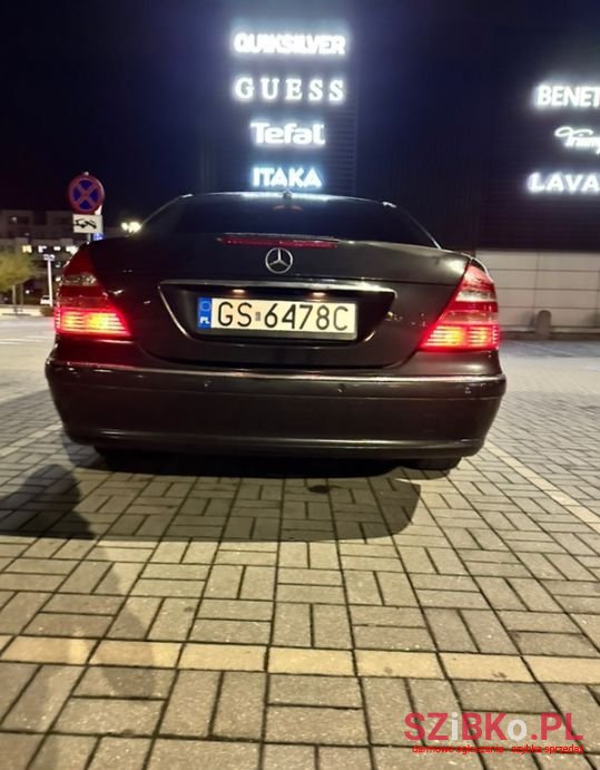 2003' Mercedes-Benz Klasa E photo #6
