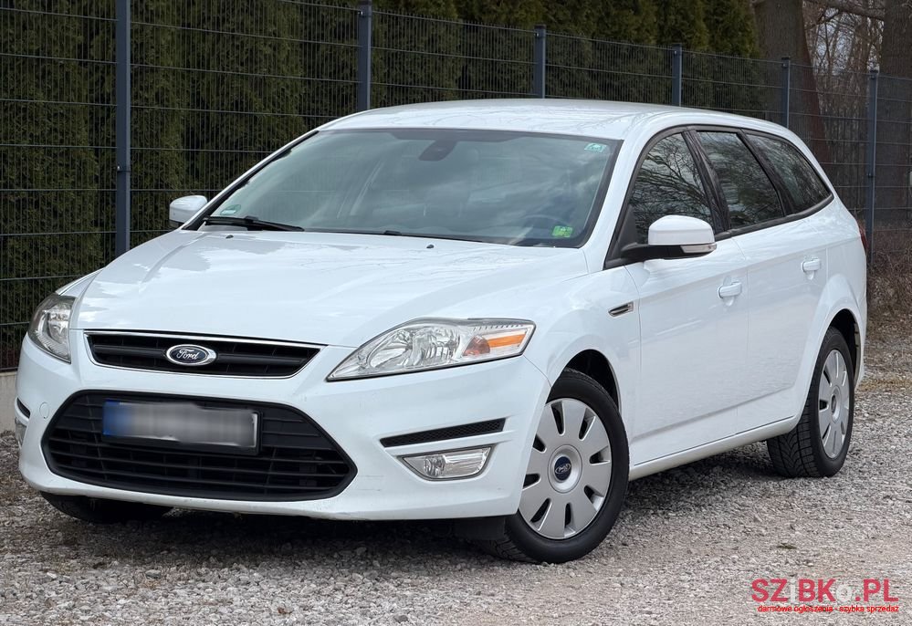 2011' Ford Mondeo 2.0 Tdci Trend photo #1