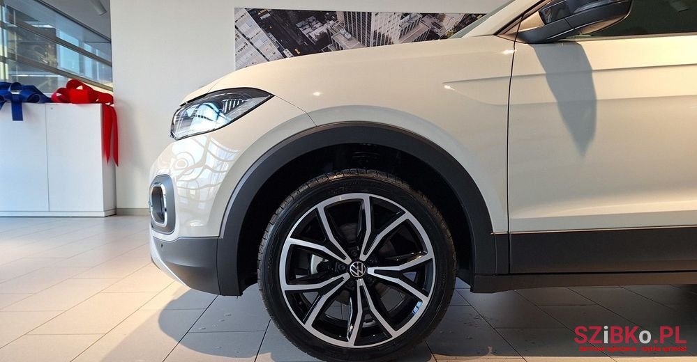 2023' Volkswagen T-Cross photo #4