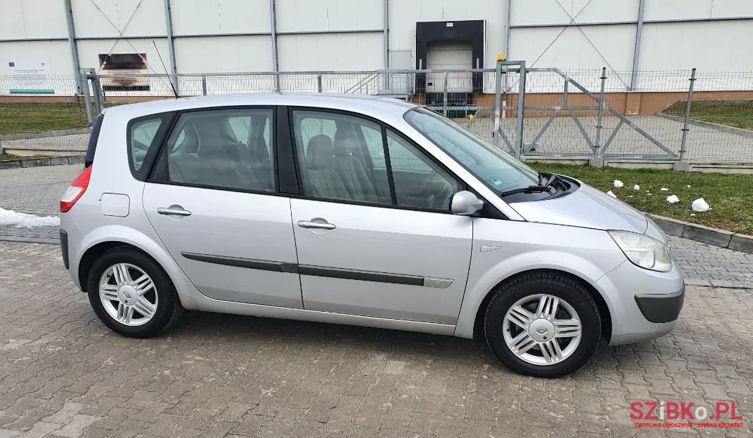 2006' Renault Scenic photo #1