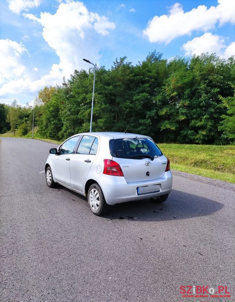 2008' Toyota Yaris photo #1