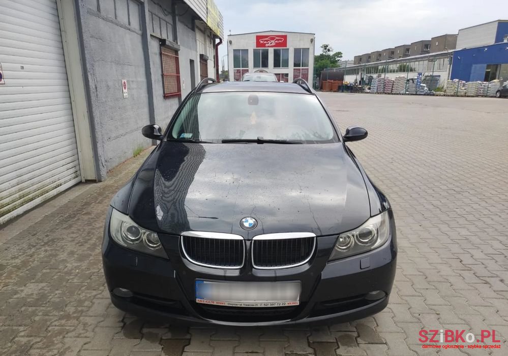 2008' BMW 3 Series 320D photo #3