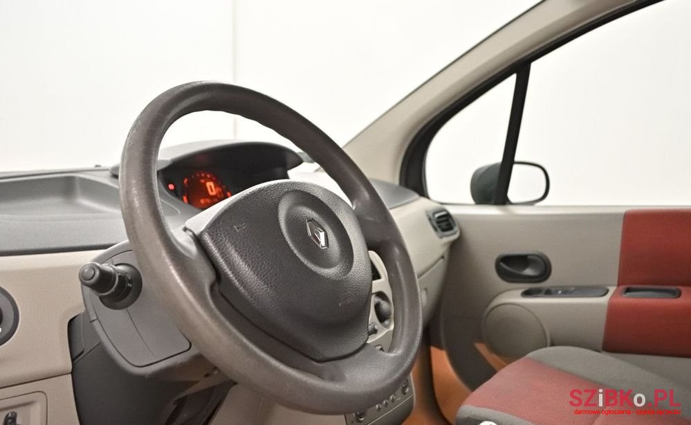 2005' Renault Modus photo #3