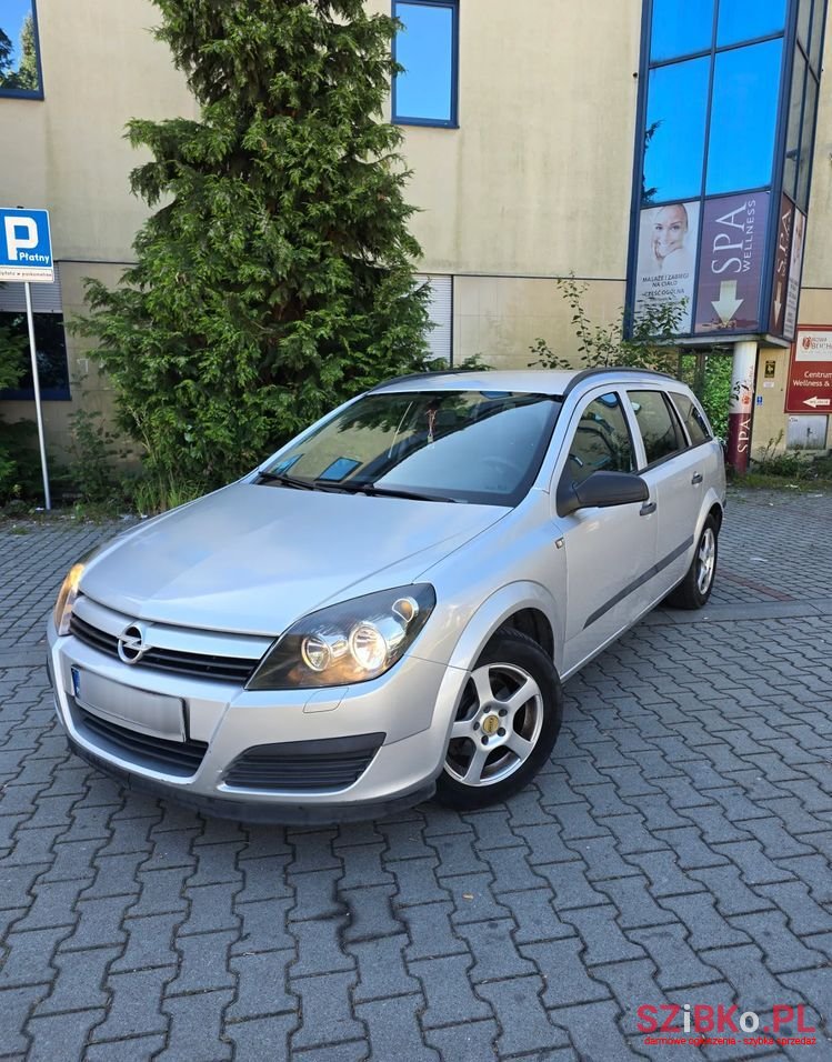 2005' Opel Astra Ii 1.8 Comfort photo #2