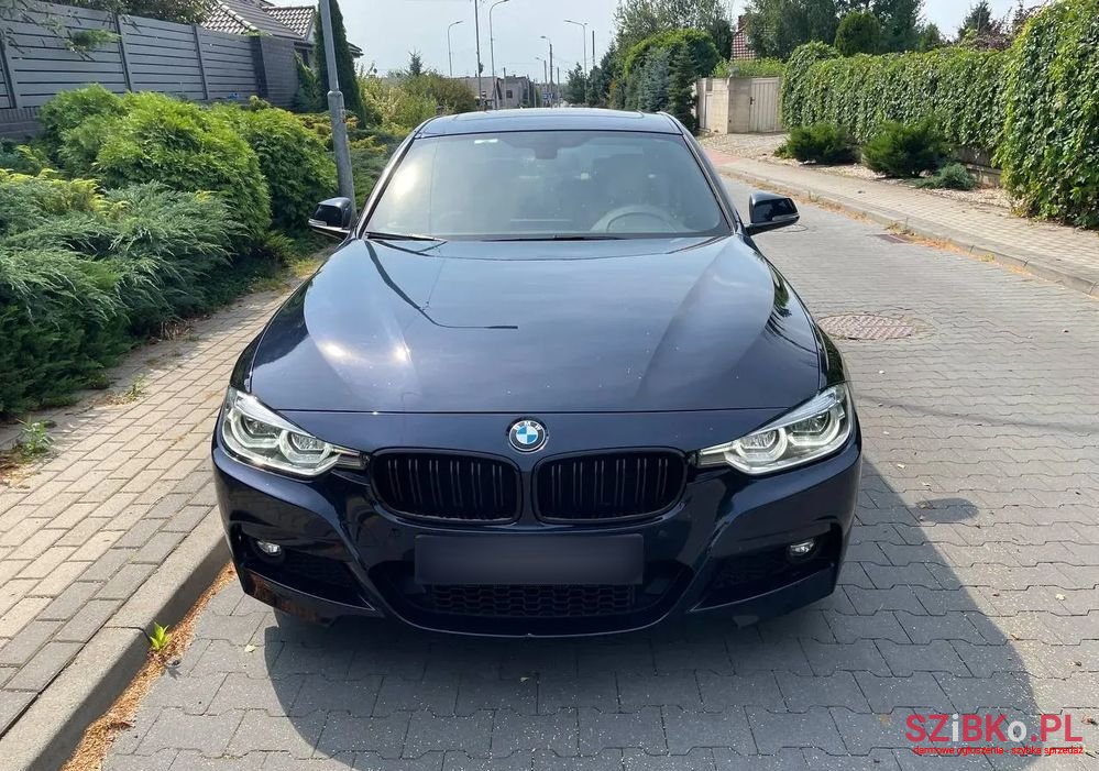 2017' BMW 3 Series photo #2