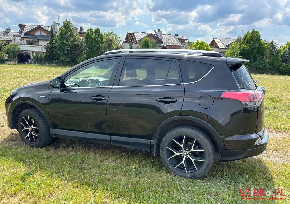 2017' Toyota RAV4 photo #1